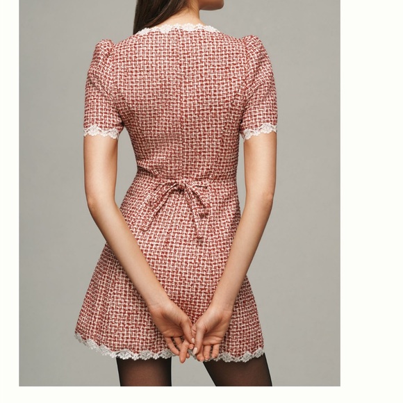 Reformation dress runs small NWT - Picture 4 of 9